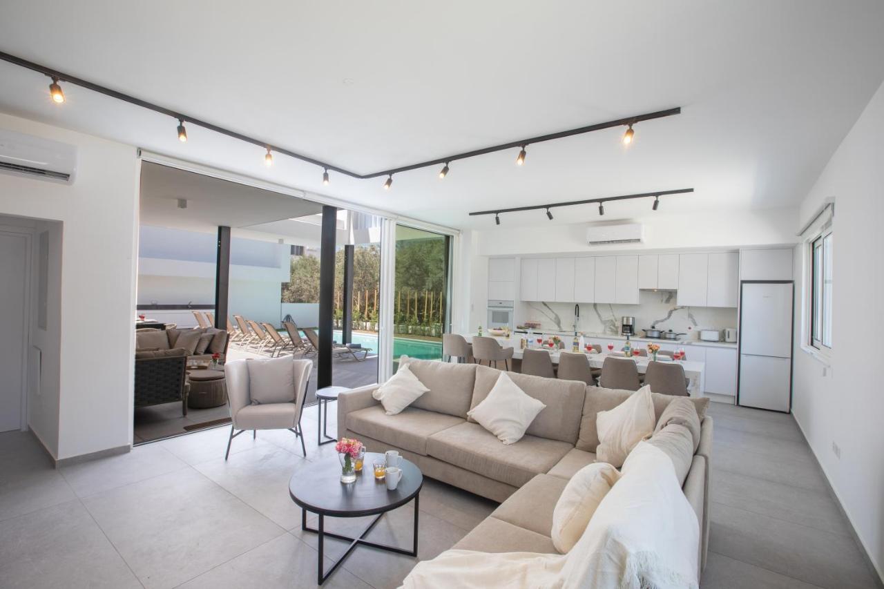 Kube Luxury Villas Ayia Napa Exterior photo